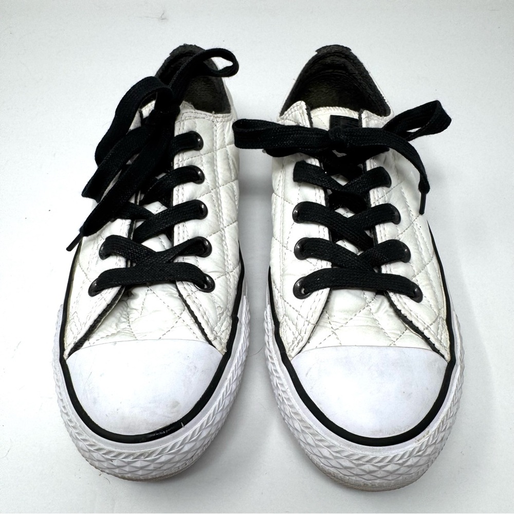 CONVERSE Chuck Taylor All Star Quilted Sneakers, size Men’s 4, Women’s 6